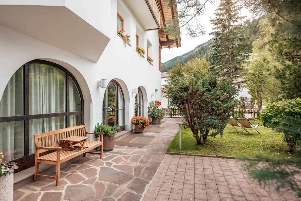 Villa Moroder St. Ulrich in Gröden Exterior foto