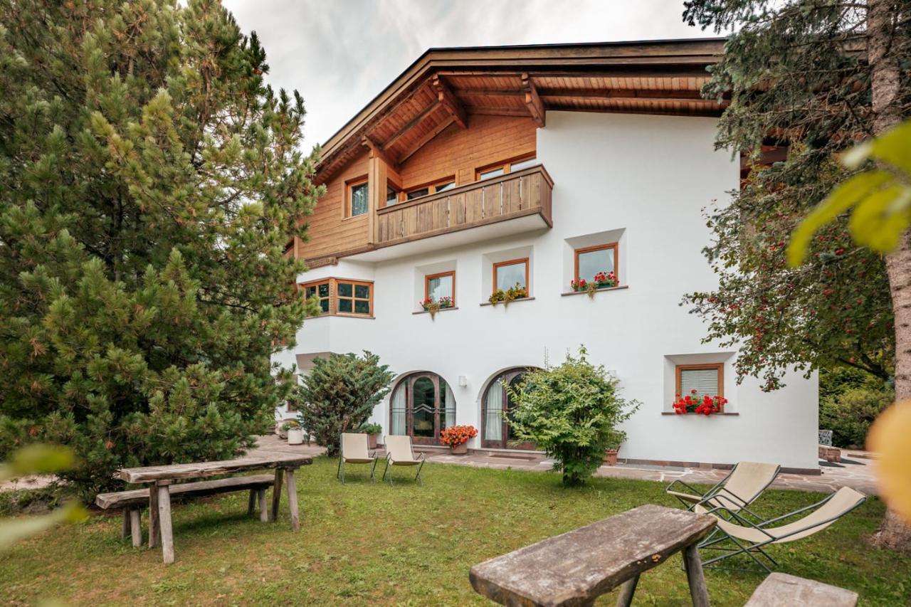 Villa Moroder St. Ulrich in Gröden Exterior foto