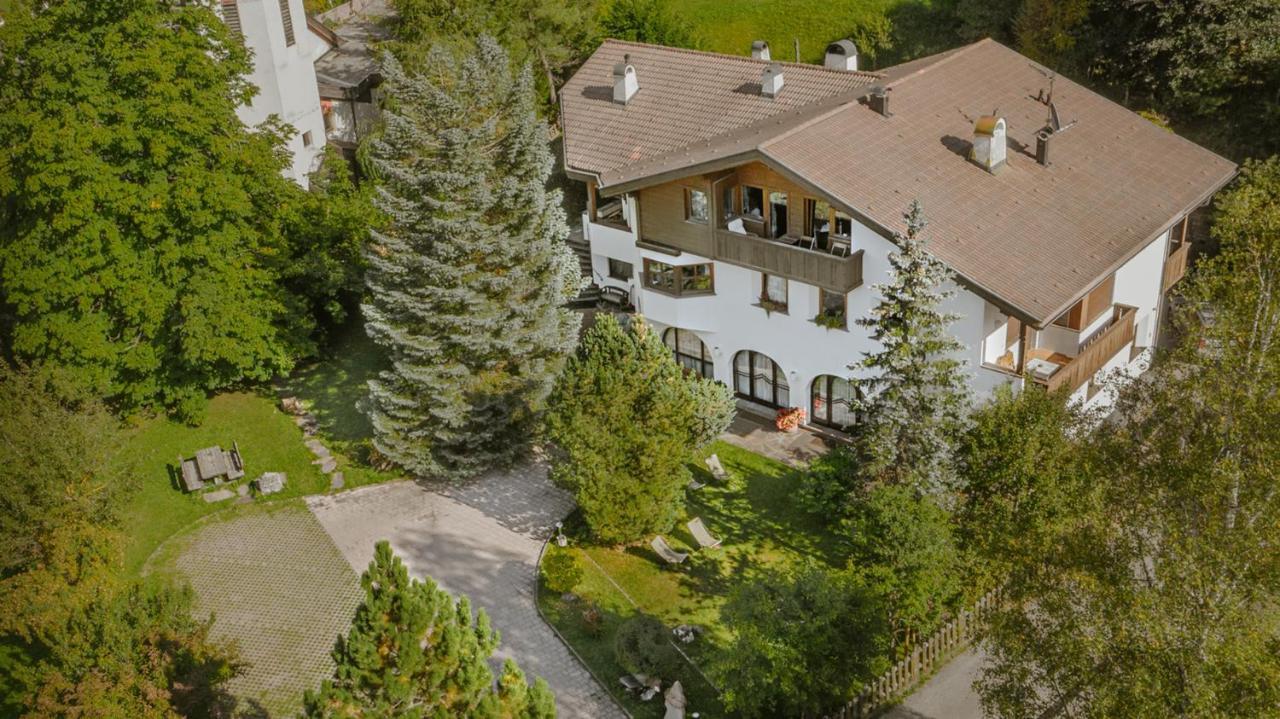 Villa Moroder St. Ulrich in Gröden Exterior foto