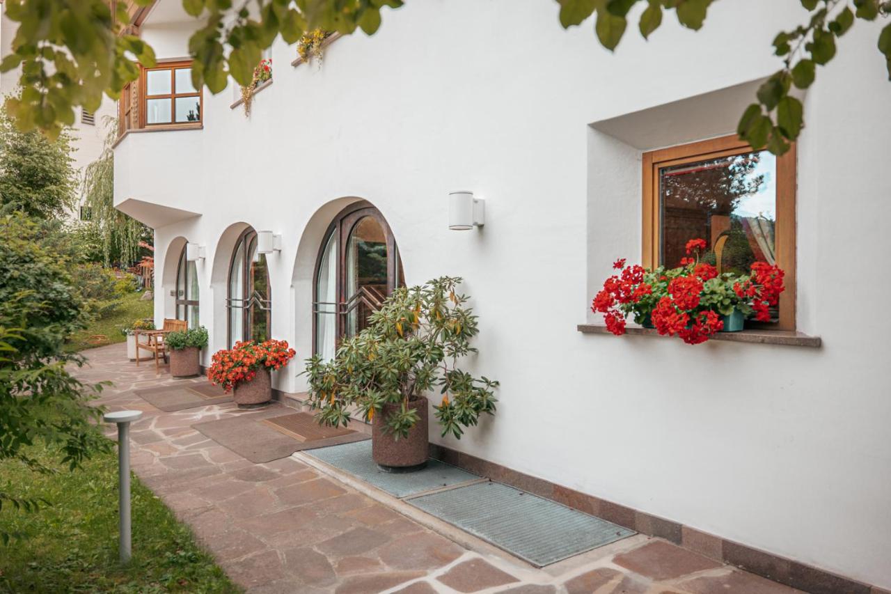 Villa Moroder St. Ulrich in Gröden Exterior foto